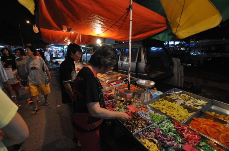 7 Best Night Market (Pasar Malam) To Visit In KL and Klang Valley