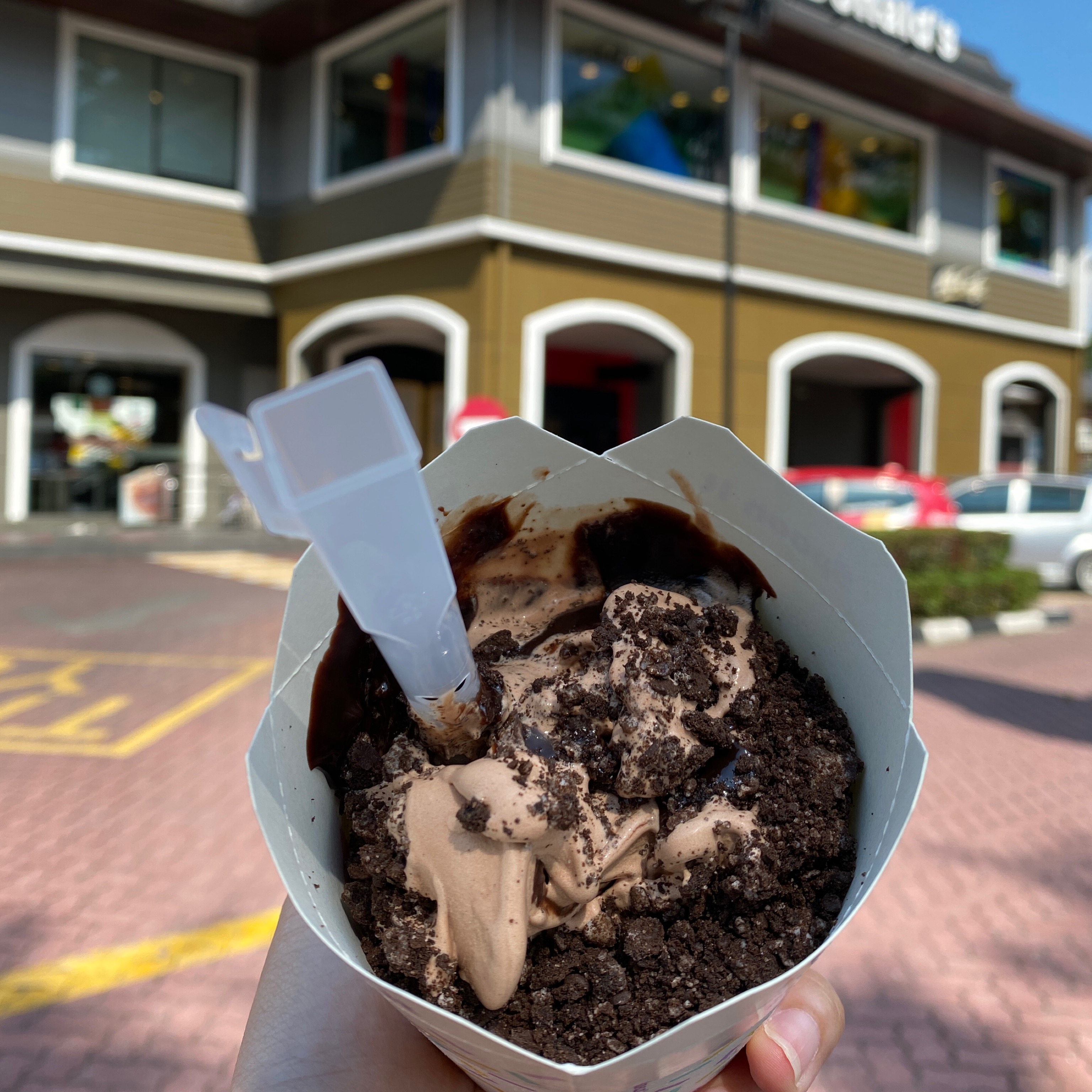 McDonald’s Brings Back Double Chocolate Oreo McFlurry That’s Perfect ...