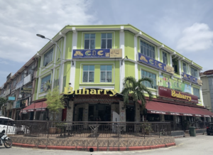 burharry bistro robot