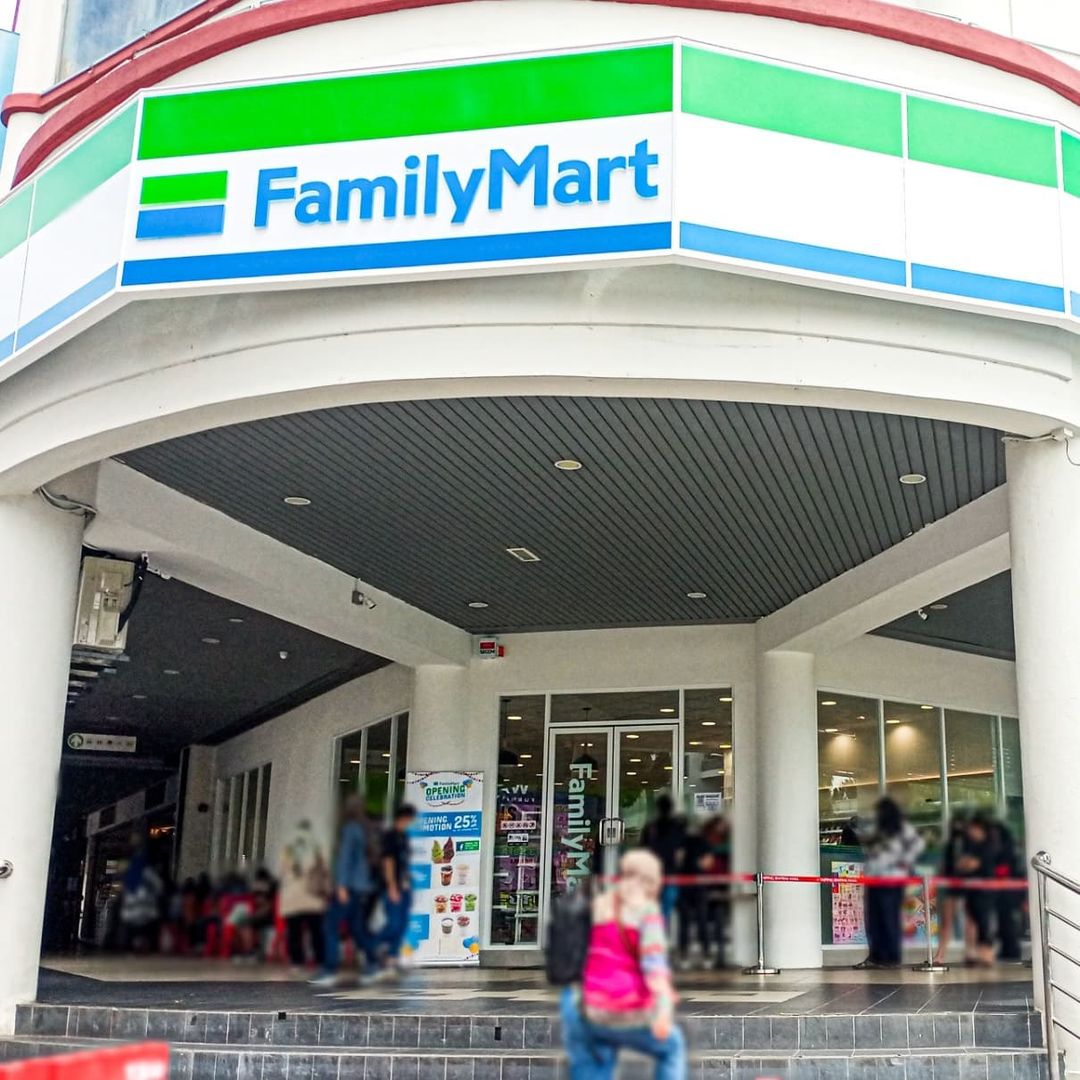 FamilyMart Black and White Signboard Cameron Highlands