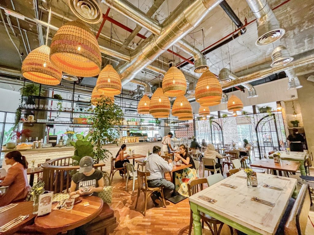 This CaféBakery Is Where You Go For Brunch, Pastries & More