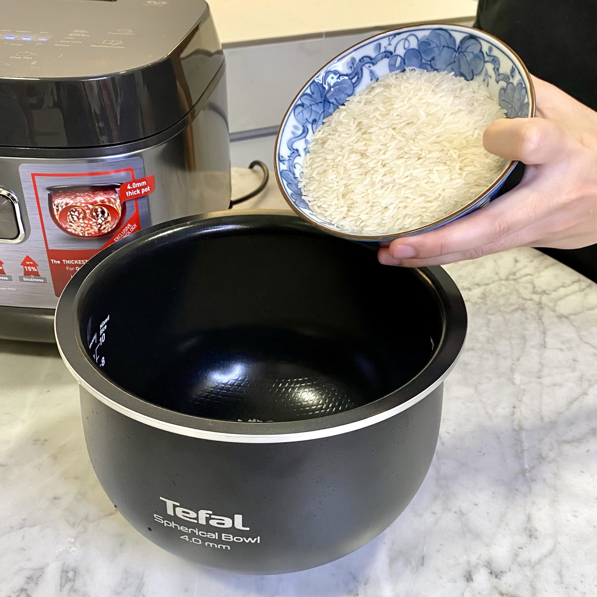 Here’s How You Can Make Famous KFC Chicken Rice With A Rice Cooker